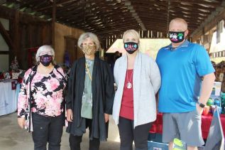 From left: Betty Hunter, Linda Rush, Heather Avery, Shawn Avery. Photo/Craig Bakay